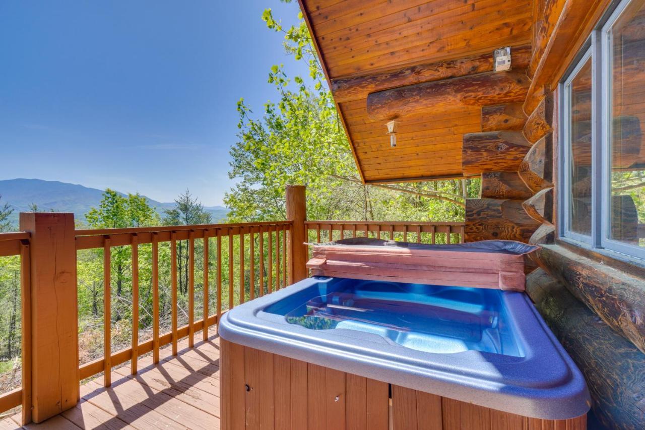 Smoky Mountain Vacation Rental Cabin With Hot Tub! Gatlinburg Exterior photo